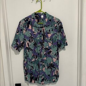H&M Divided Leaf Print Shirt in Green and Purple